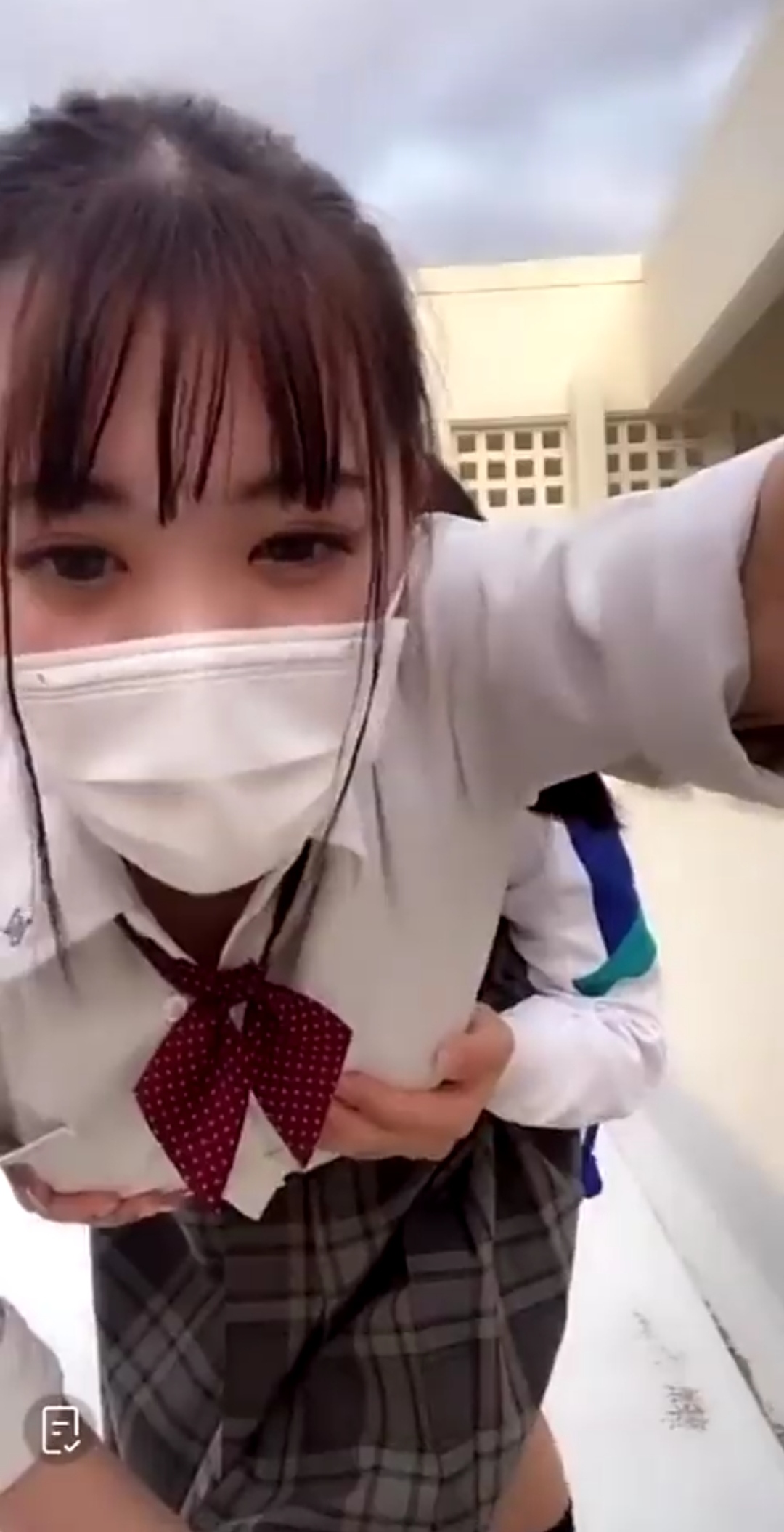 動画】彼氏持ちJKさん、乳首をカリカリされてしまう❤